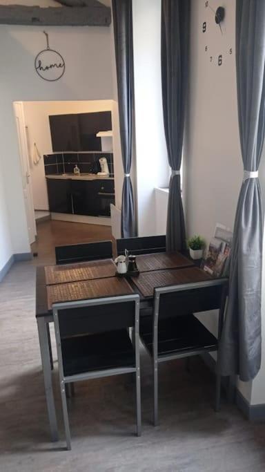 Appartement Coeur De Ville! Foix Εξωτερικό φωτογραφία